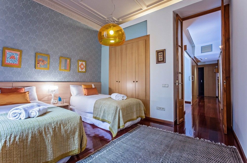 Sweett - Calabria Apartment Barcelona Bagian luar foto