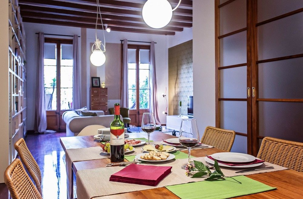 Sweett - Calabria Apartment Barcelona Bagian luar foto